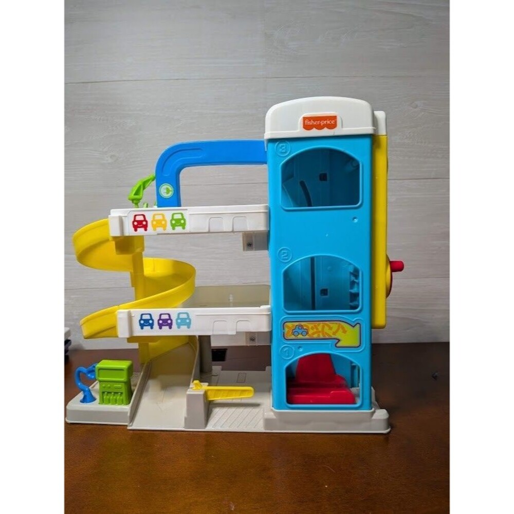 Fisher Price Little People Helpful Neighbor's Garage Playset Ramp Lift Bell EUC